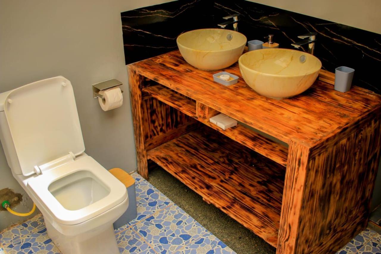 Amanya 3-Bedroom Hut アンボセリ エクステリア 写真