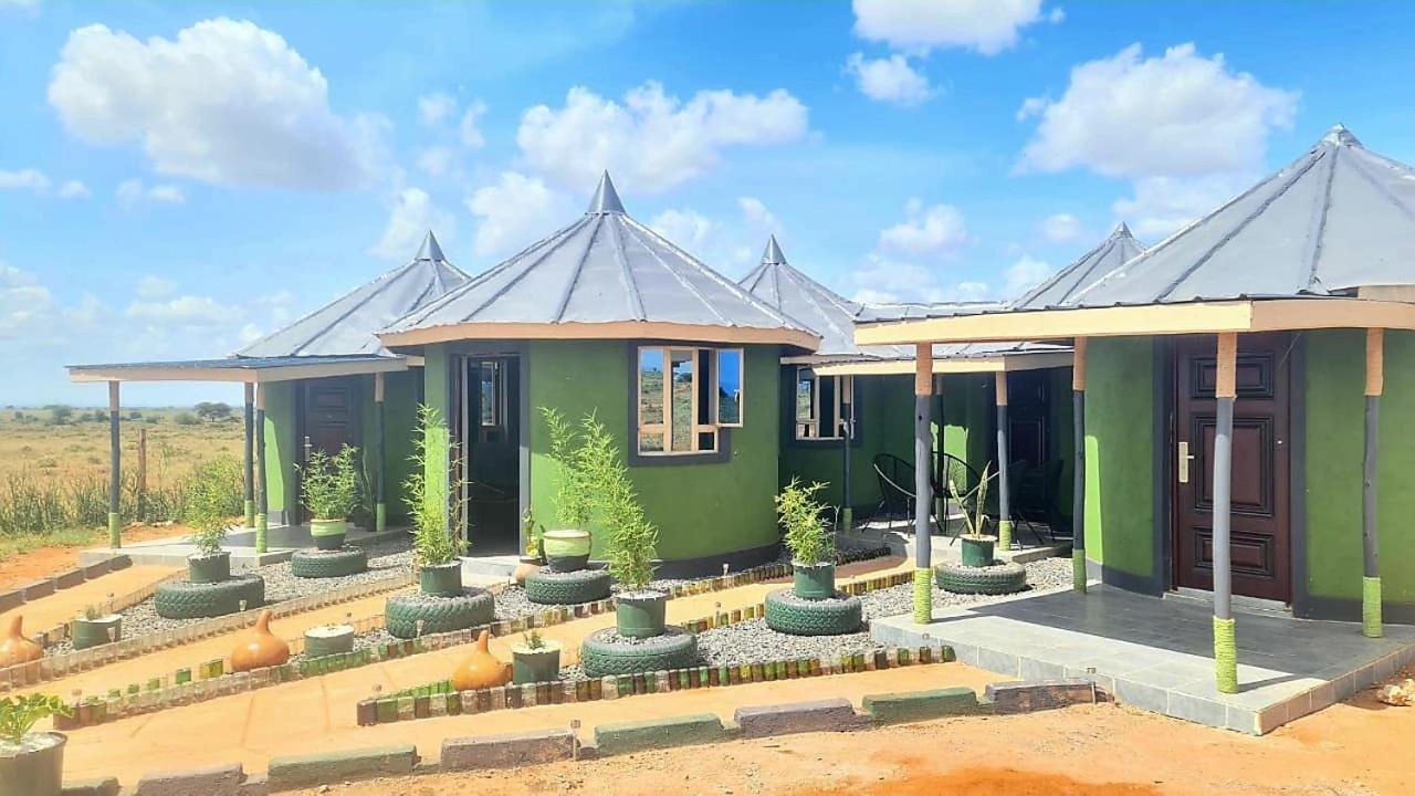 Amanya 3-Bedroom Hut アンボセリ エクステリア 写真