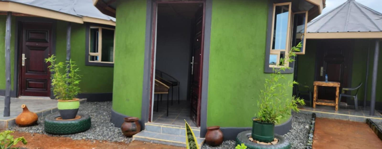 Amanya 3-Bedroom Hut アンボセリ エクステリア 写真