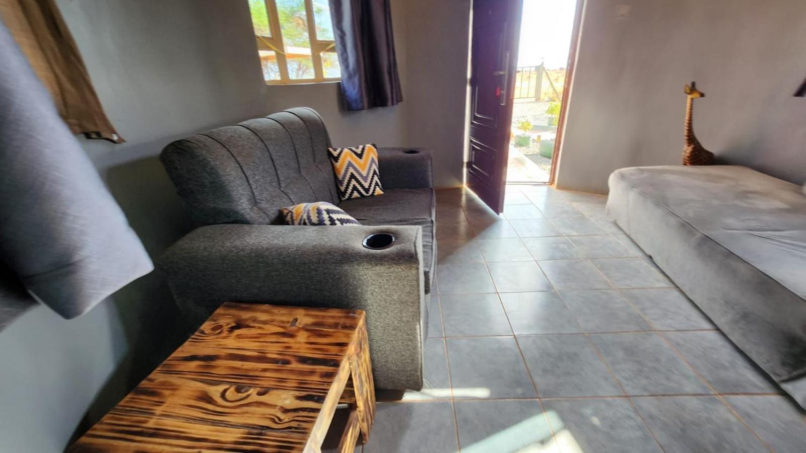 Amanya 3-Bedroom Hut アンボセリ エクステリア 写真